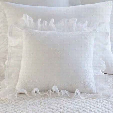 Taylor Inens 104dais-rpc Daisy Dot Ruffled Toss Pillow In White