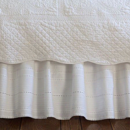 Taylor Linens 2008elew-ek Elisa Eastern King Bedskirt In Egg White