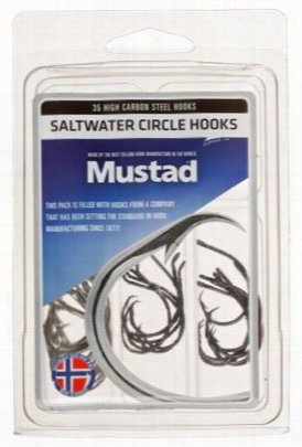 Mustad Saltwater Circle Hook 35-piece Assortment