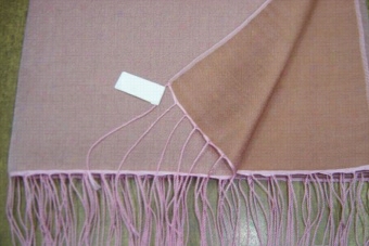 Two Tone Reversible Pas Hmina Wrap In Lavender And Brown
