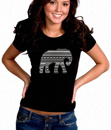 Lucky Aztec Elephant Ggirl's T-shirt