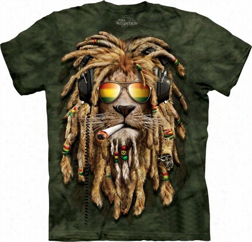 Rasta Lion Smoking Big Face Men's T-shirt