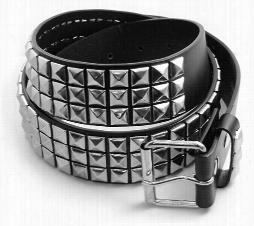 Clasic Pyramid Studded Leather Belt