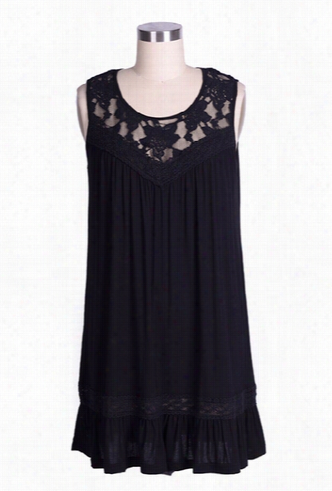 Cut To The Lace Casual Dress