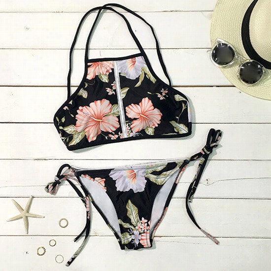 Lost In Paradies Blooming  Bikini Set