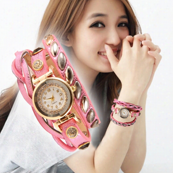 Hot Fashion Lady Women's Retro Rivet Bracelet Wrap Wach Wristwa Tch