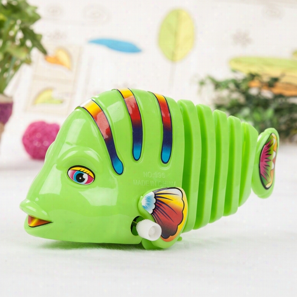 Fashion Baby Cjild Infant Clockwork Cute Fish Body Tail Move Funny Toy Random Color New