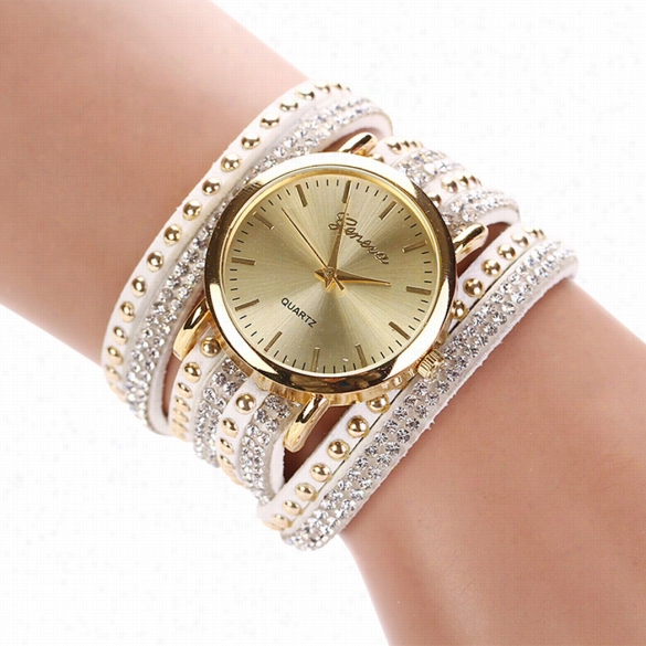 New Fashion Rhinestone R Ivet Circle Belt Synthetic Leather Bracelt Guard Wrist Watch