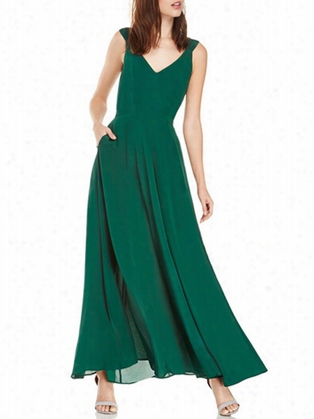 Backless Stylish V Neck Maxi Dress