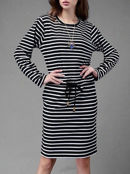 Stripes Remarkable Crew Neck Fitting Shift Dress