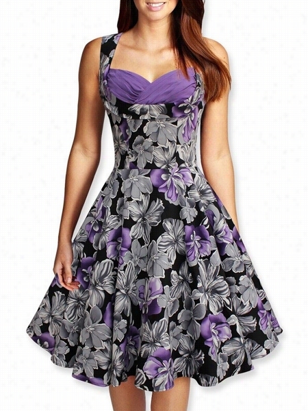 Sweetheart Assorted Colors Floral Printed Classical Skater-dress