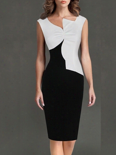 White-blcak C0lor Block Ruffled Asymmetric Neckline Bodycon Dress