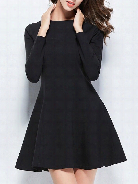 Black Plain Concise Crew Neck Skateer Dress