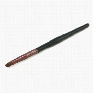 The Makeup L I P Brush