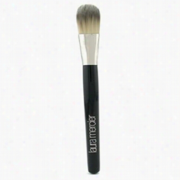 Creme Blush Brush