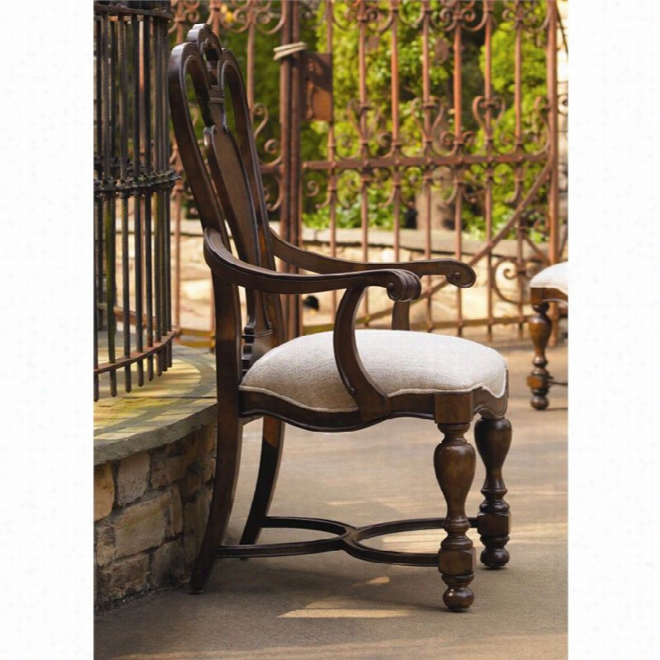 Unoversal Fu Rniture Bolero Arm Chair In Old World