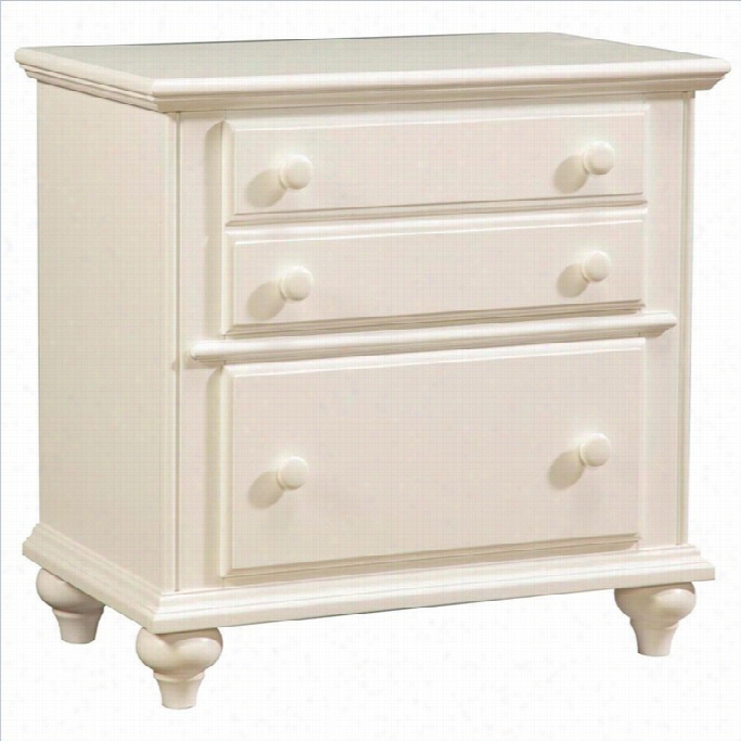 Broyhiill Hayden Place Nightstand In White