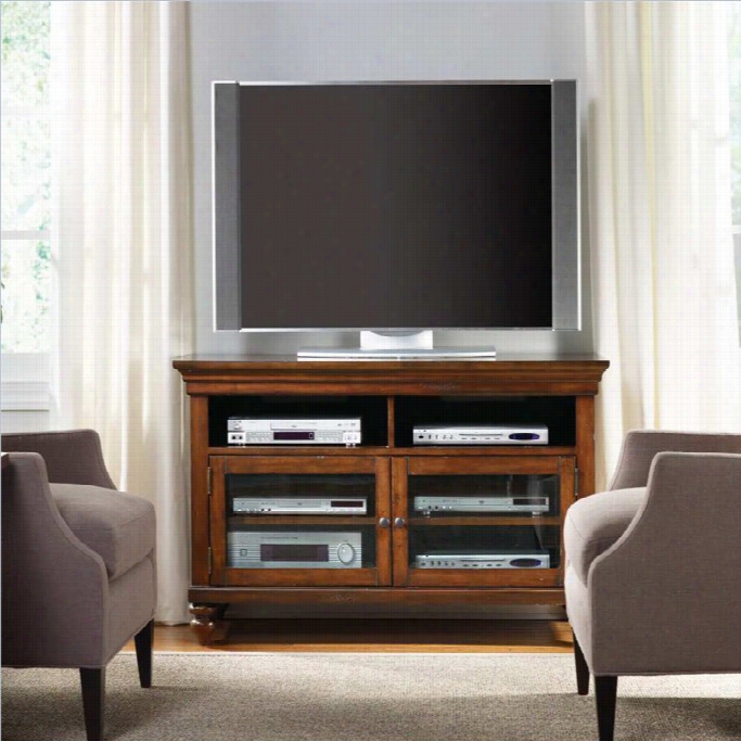 Hooker Furniture Wendover 44 Inch Entertainment Console
