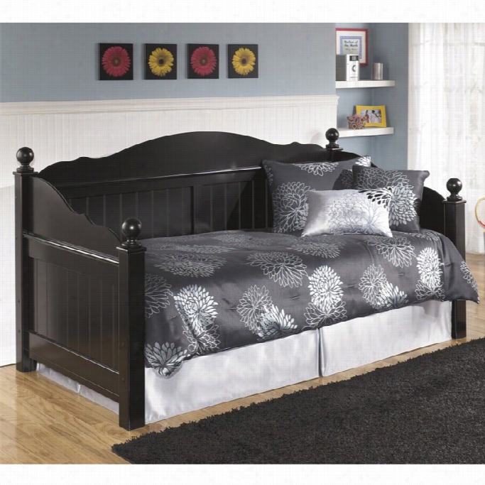 Ashley Jaidyn Wood Daybed In Black