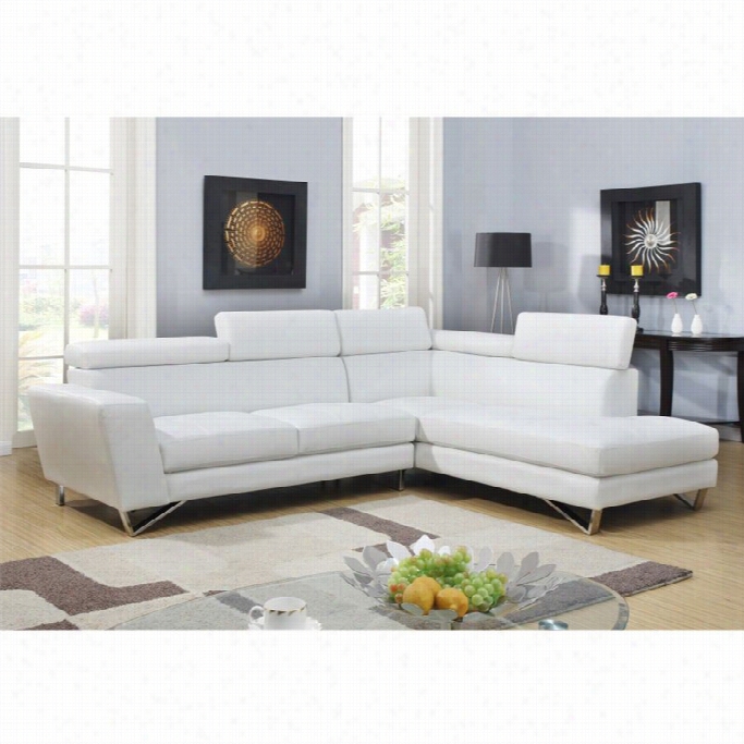 Global Furniture Usa 2 Piece Leat H Er Sectional In Whitte
