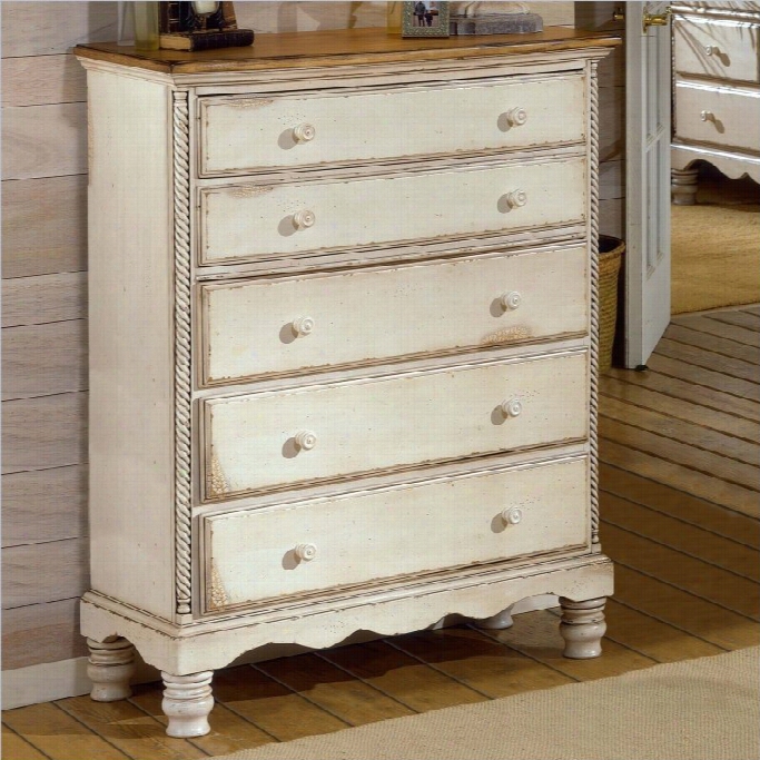 Hillsdale Wilshire 5 Drawer Chest In Antique White