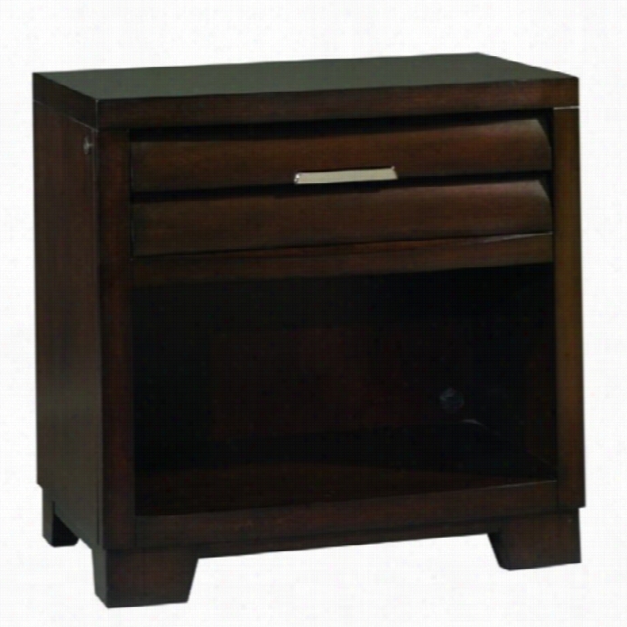 Pulaski Tanyerin 330 Ngihtstand  In Sable Finish