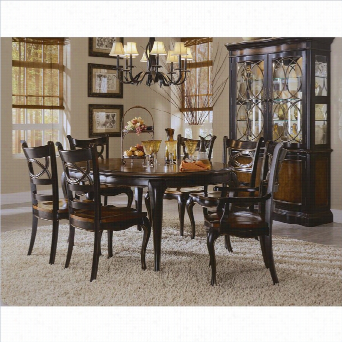 Hooker Furniture  Preston Ridge Round/oval Dining Table