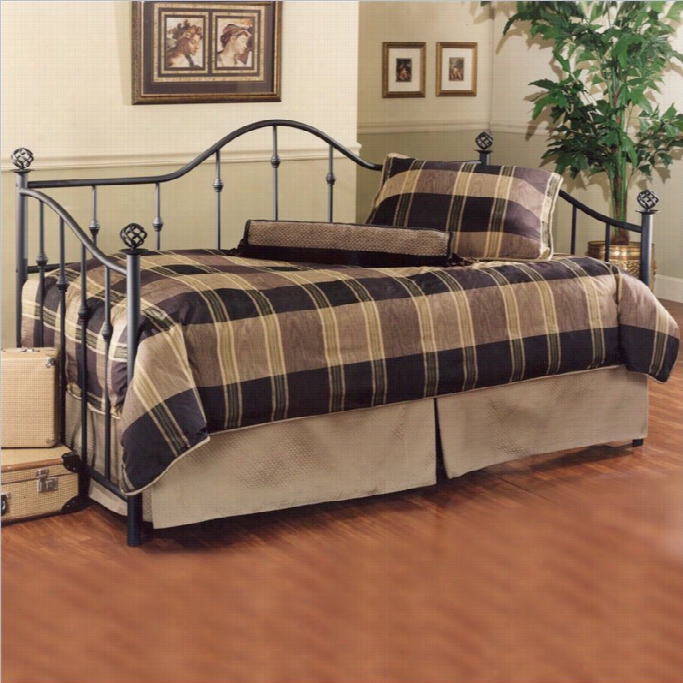 Hillsdale Chalet Metal Daybed In Black Finish-without  Trundle