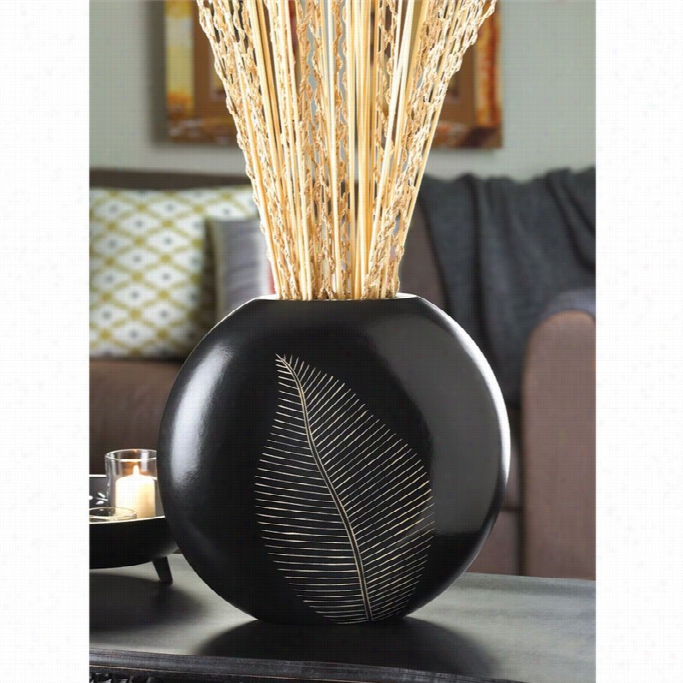 Zingz And Thingz Artisan Leaf Vase