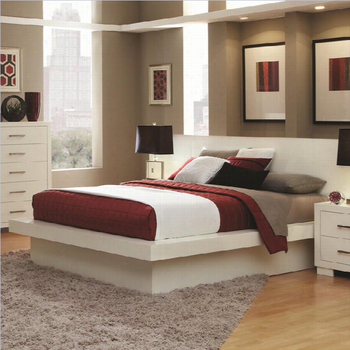 Coaster Jessica Platform Bed With Rail Seating And Lights In White-king