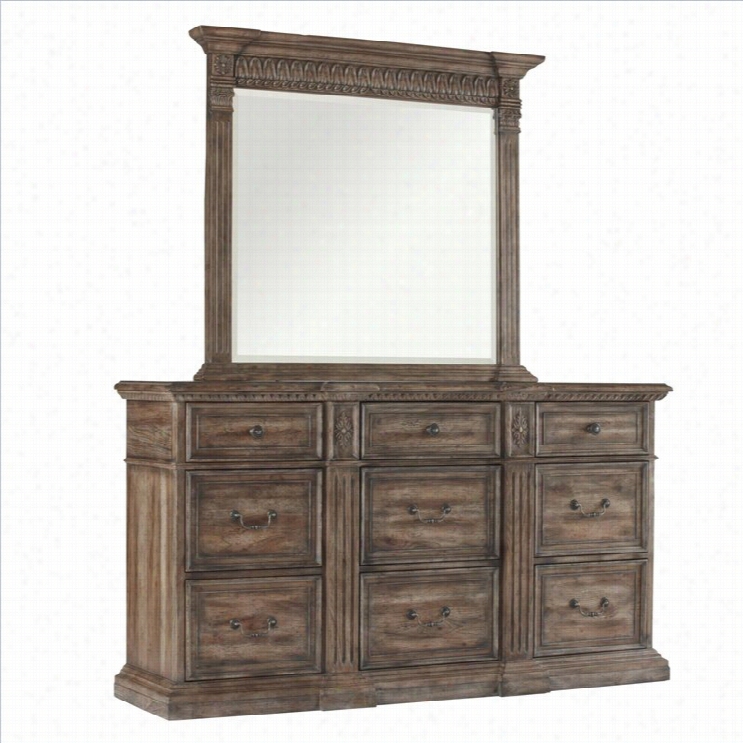 Pulaski Arabella Dresser