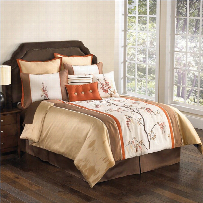 Brisbane9  Or 10 Piece Comfortr Set In Ivor And Gold-9 Piece Queen