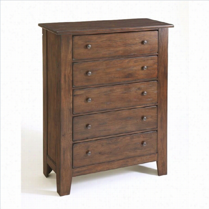 Broyhill Attic Heirlooms 5-drawer Chest  In Oak