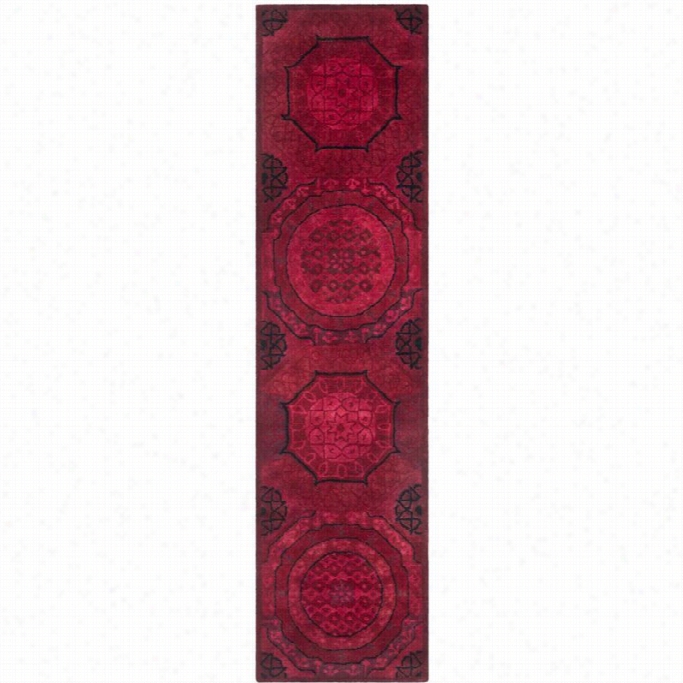 Safavieh Wyndham Runnerrug In Red