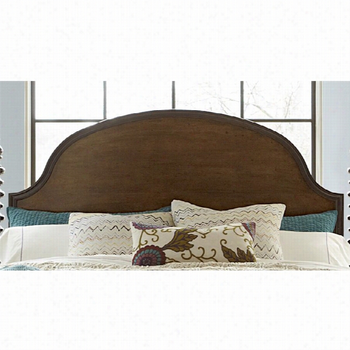 Universal Furniturre Cordevalle Poster Queen Headboard In Vintage