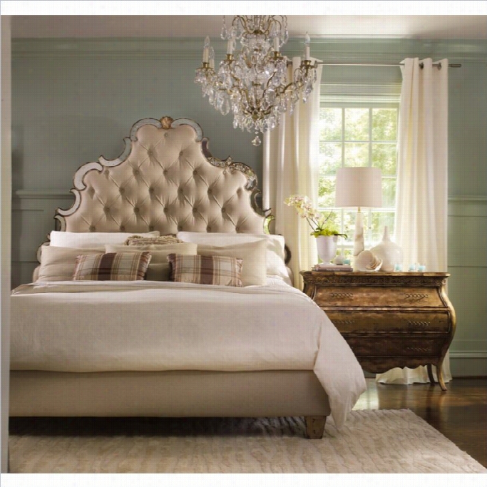 Hooker Furniture Sanctuary Tufted Bed In Bling-quen