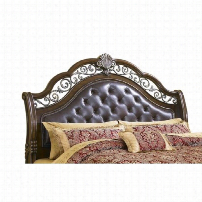 Pulaski Birkahven Tufted Sleigh Headboardi N Brow-nqueen