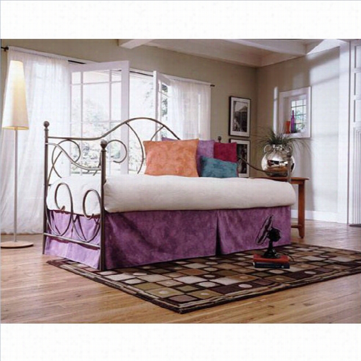 Fashion Layer Carolline Daybed With Link Spring One Trundle In Flint