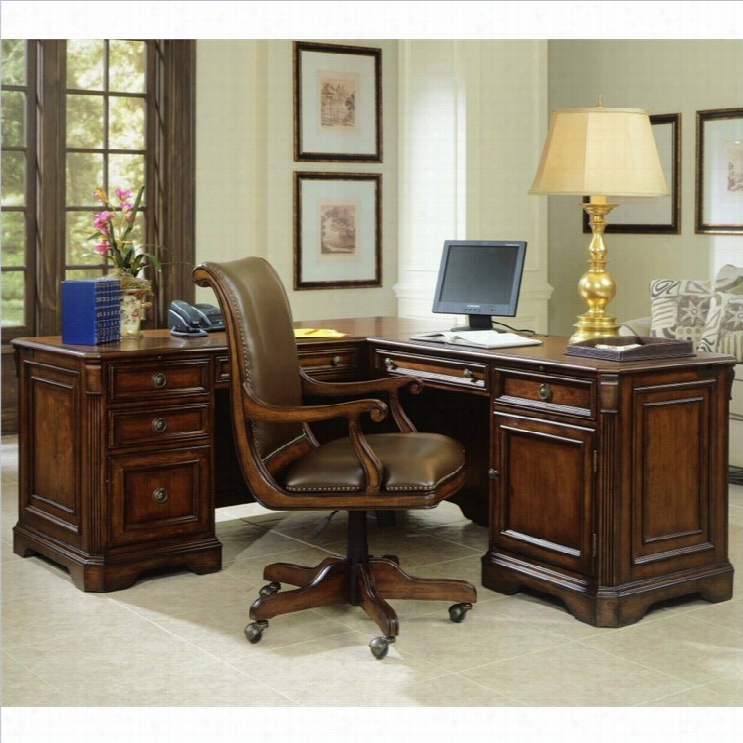 Hooker Furniture Brookhaven Executive L Shaped Computer Desk