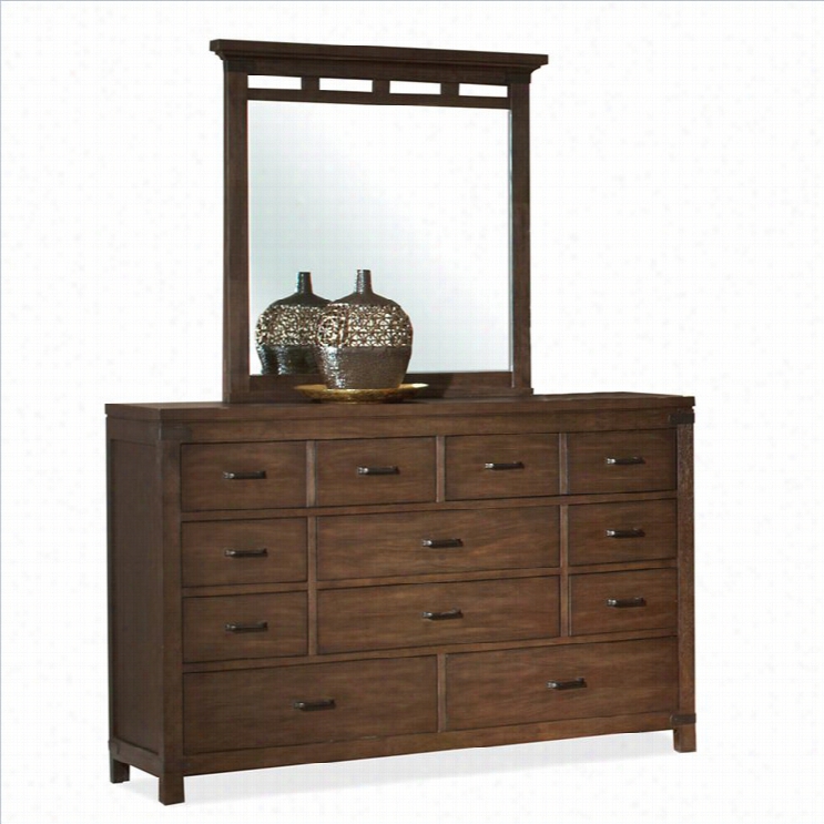 Riverside Funiture Promenade 10 Drawer Dresser In Warm Cicoa