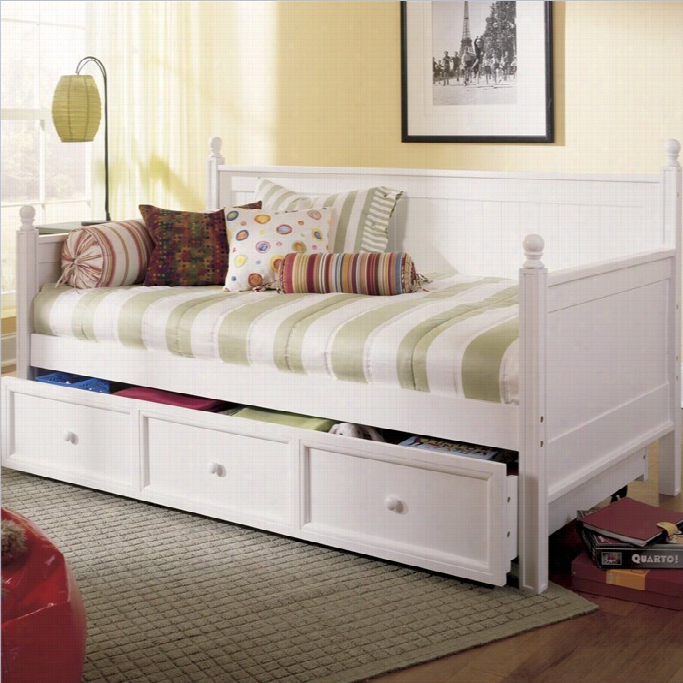 Fashion Bed Casey Wood Dyabed In White-daybed Only