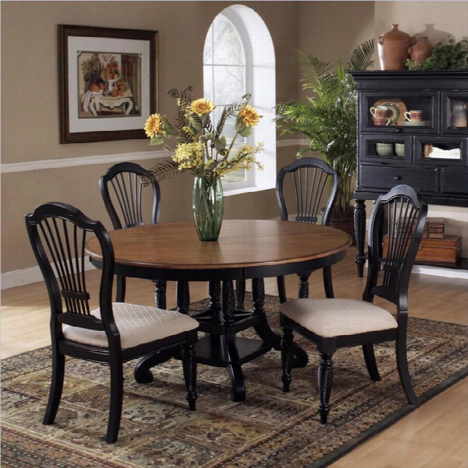 Hillsdale Wilshire 7 Painting Round Dining Twble Set In Pine And Back