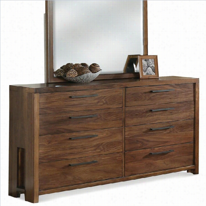 Riverside Furniture Terra Vista Eight Drawer Dresser In Casual Wanut