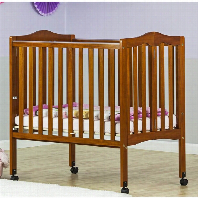 Dream On Me Lightweight Foldign Portable Crib In Pecan