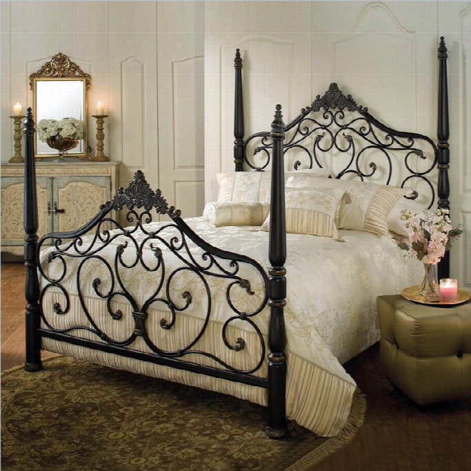 Hillsdale Parkwood Metal Poster Bed In Black Gold Finish-queen