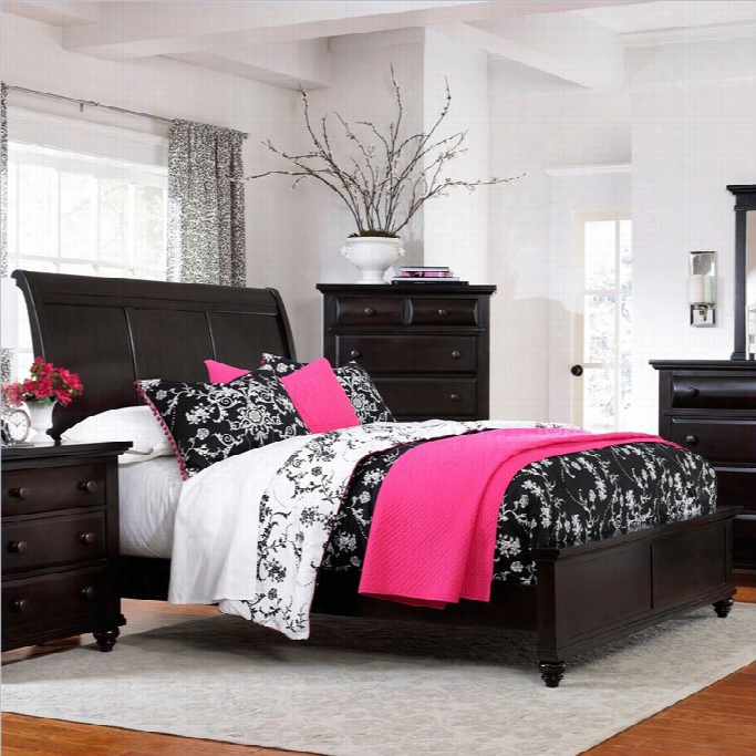 Broyhill Farnsworth Sleighh Bed In Inky Black S Tain