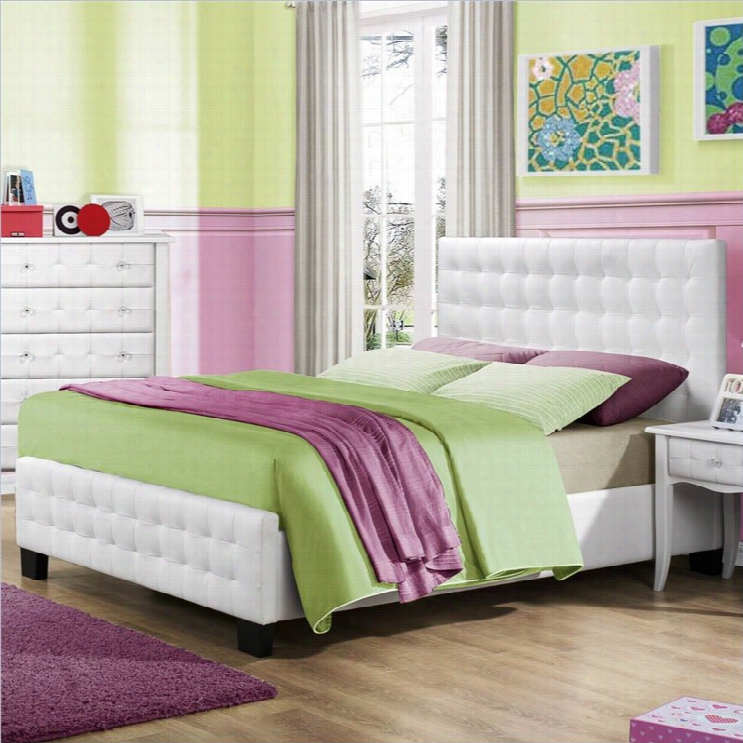 Trent Home Sparkle Tufted Upholstered Bed In White-full