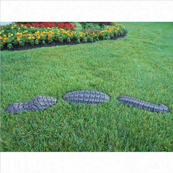 Oakland Living Cast Auminum Garden Gator In Antique Bronze