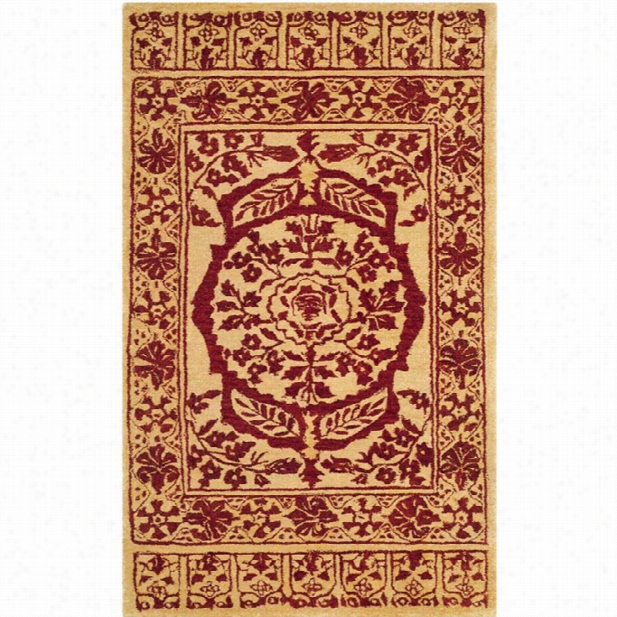 Safavieh Taj Mahal Light Gold Traditional Rug - 4' X 6'