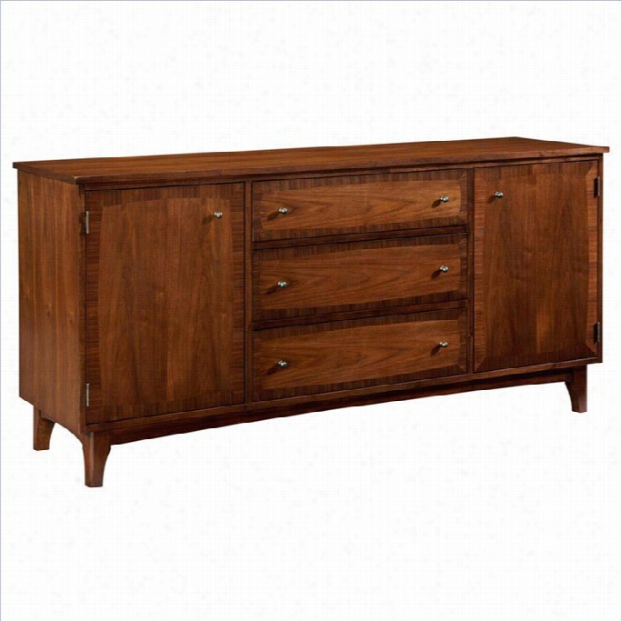 Broyhill Mardella Door Dresser In Wam Cognac